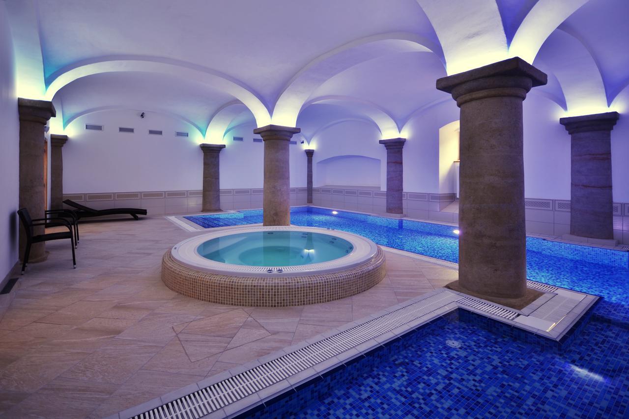 Hotel Maly Pivovar Klaster Hradiste nad Jizerou Экстерьер фото